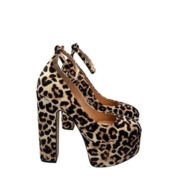 Steve Madden Skyrise Leopard Print Platform High Heels Size 7.5 NEW - Picture 1 of 7